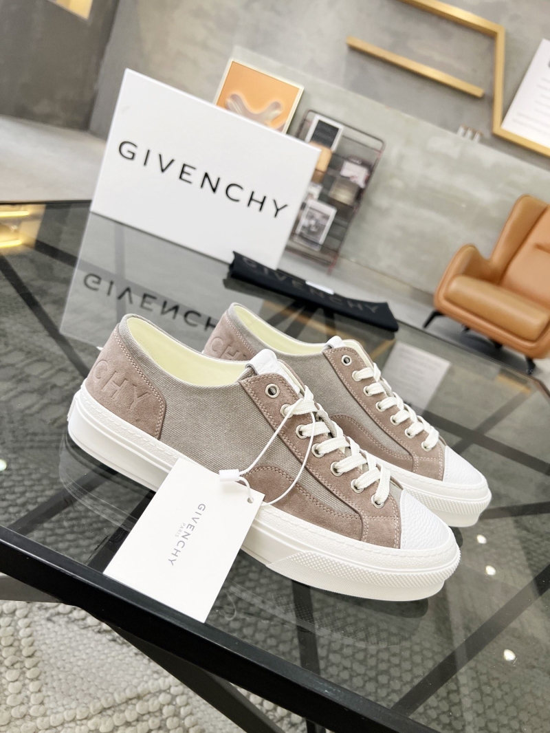 Givenchy Sneakers